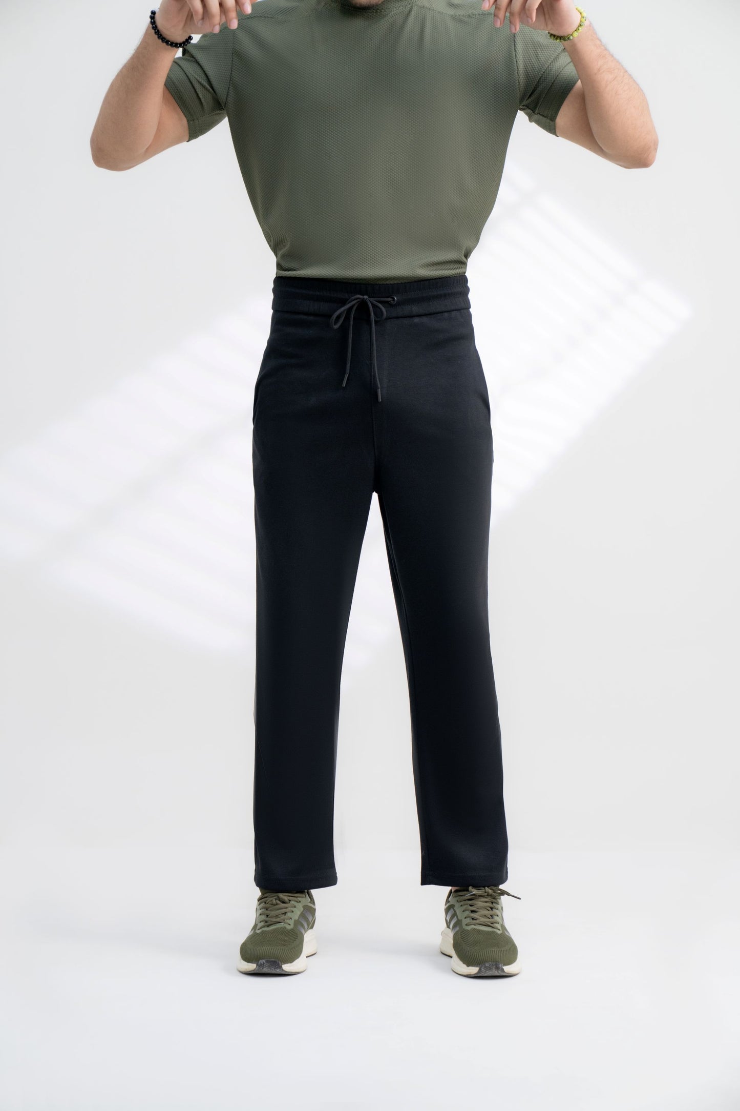 Mens Comfort Fit Track Pants – Black